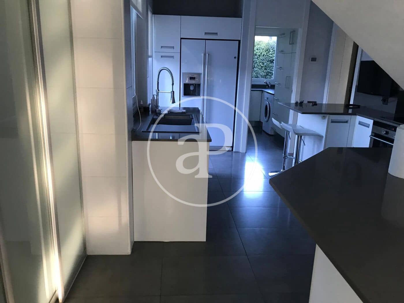 Chalet de 4 habitaciones en Bétera en alquiler con piscina - 6.000 € (Ref: 9217762)