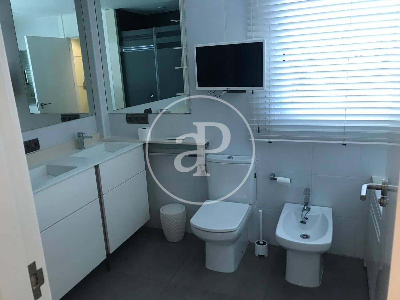 Chalet de 4 habitaciones en Bétera en alquiler con piscina - 6.000 € (Ref: 9217762)