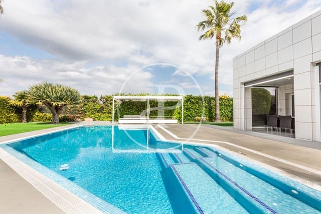 4 bedroom Villa for rent in Bétera with pool - € 6,000 (Ref: 9217762)