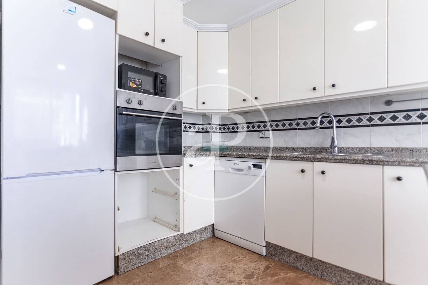 3 makuuhuone Huoneisto myytävänä paikassa El Campello - 199 990 € (Ref: 9217765)