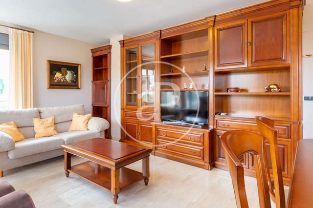 4 bedroom Apartment for rent in Burriana / Borriana - € 1,000 (Ref: 9220257)