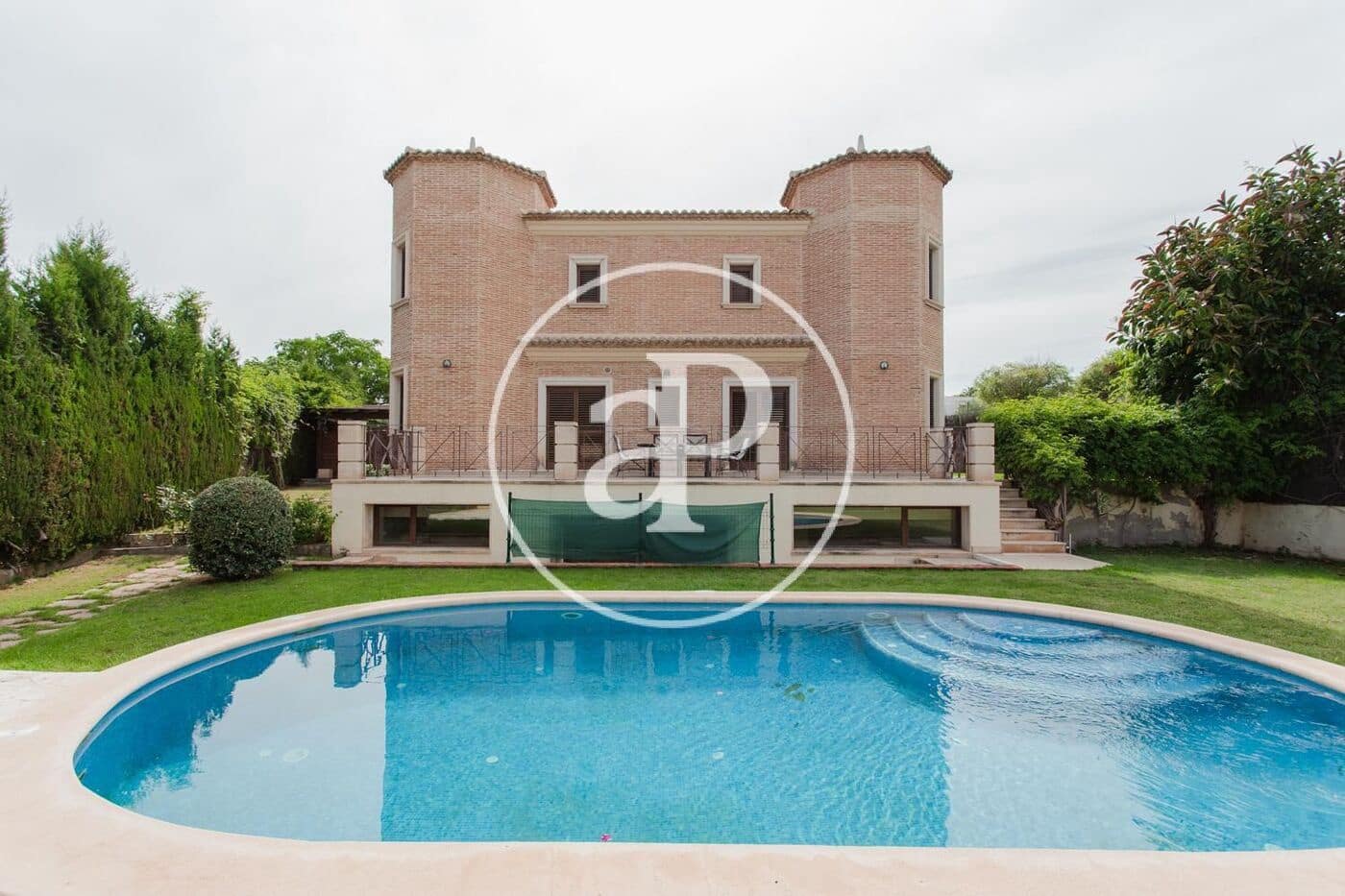 4 sypialnia Willa na sprzedaż w Betera z basenem - 850 000 € (Ref: 9220259)