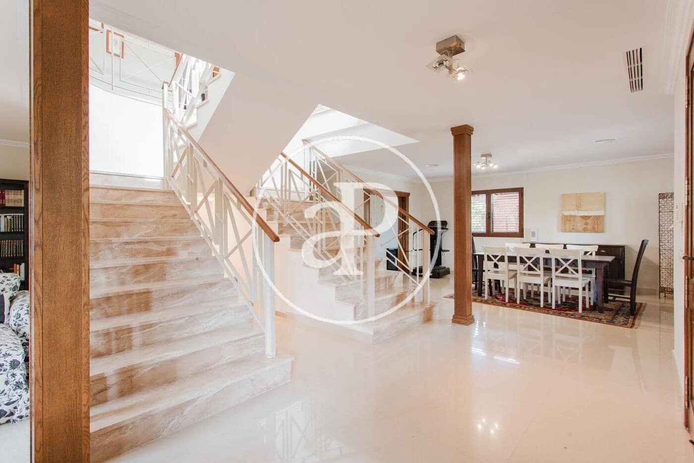 4 sypialnia Willa na sprzedaż w Betera z basenem - 850 000 € (Ref: 9220259)