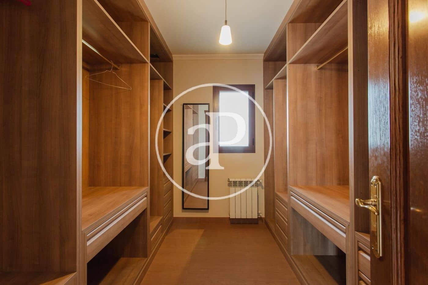 4 sypialnia Willa na sprzedaż w Betera z basenem - 850 000 € (Ref: 9220259)