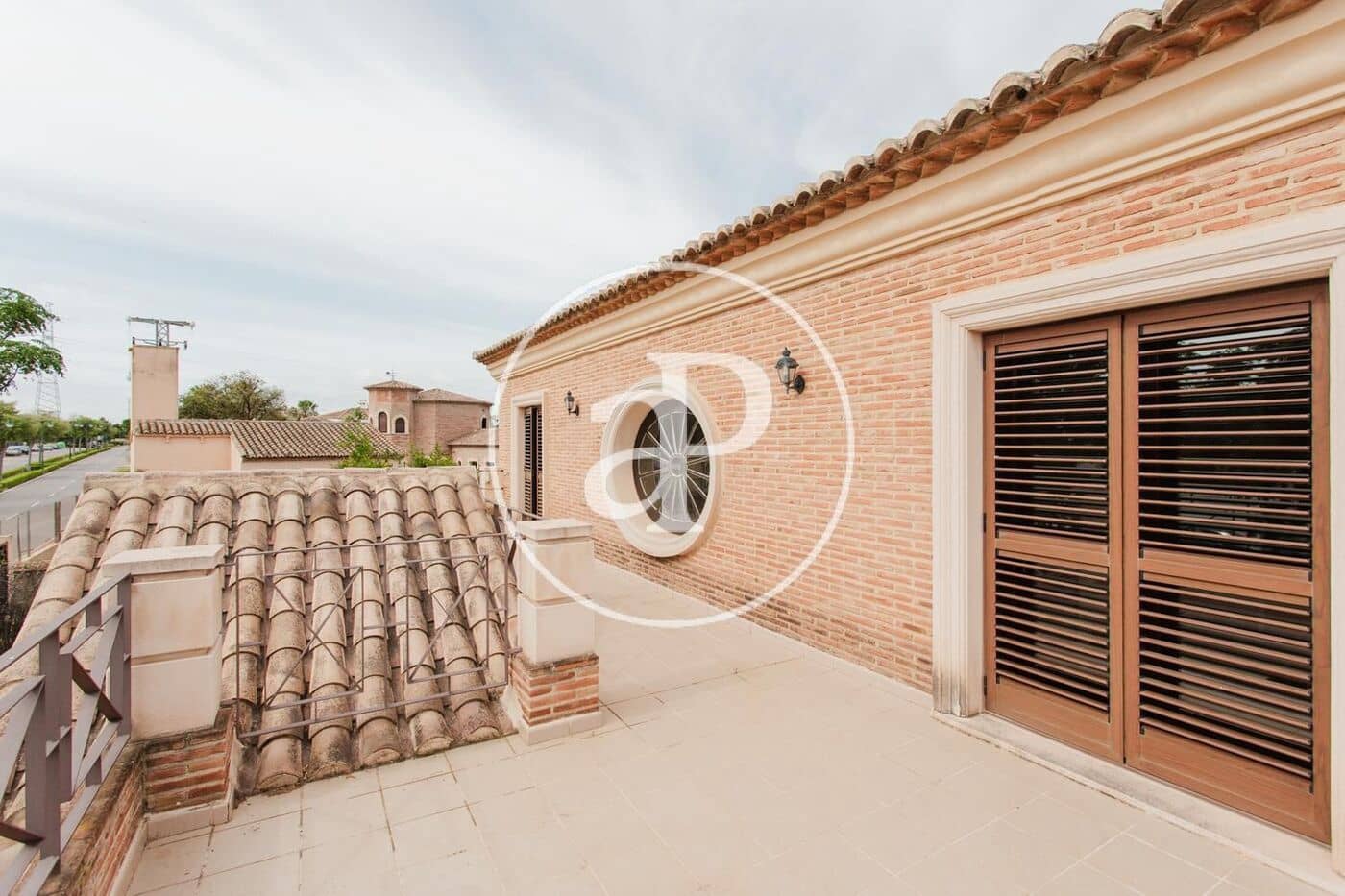 4 sypialnia Willa na sprzedaż w Betera z basenem - 850 000 € (Ref: 9220259)