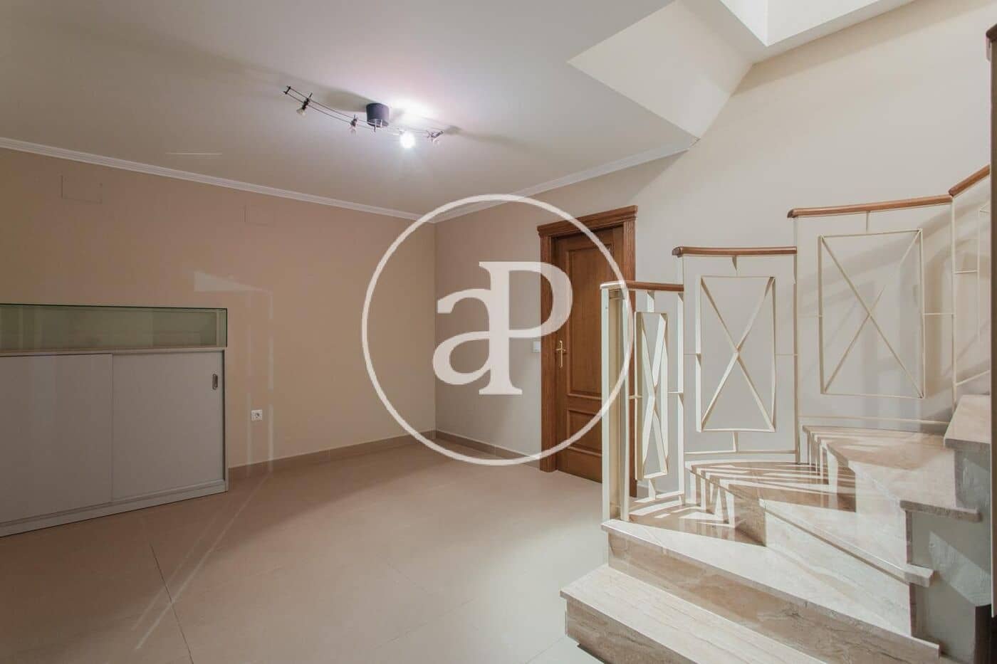 4 sypialnia Willa na sprzedaż w Betera z basenem - 850 000 € (Ref: 9220259)