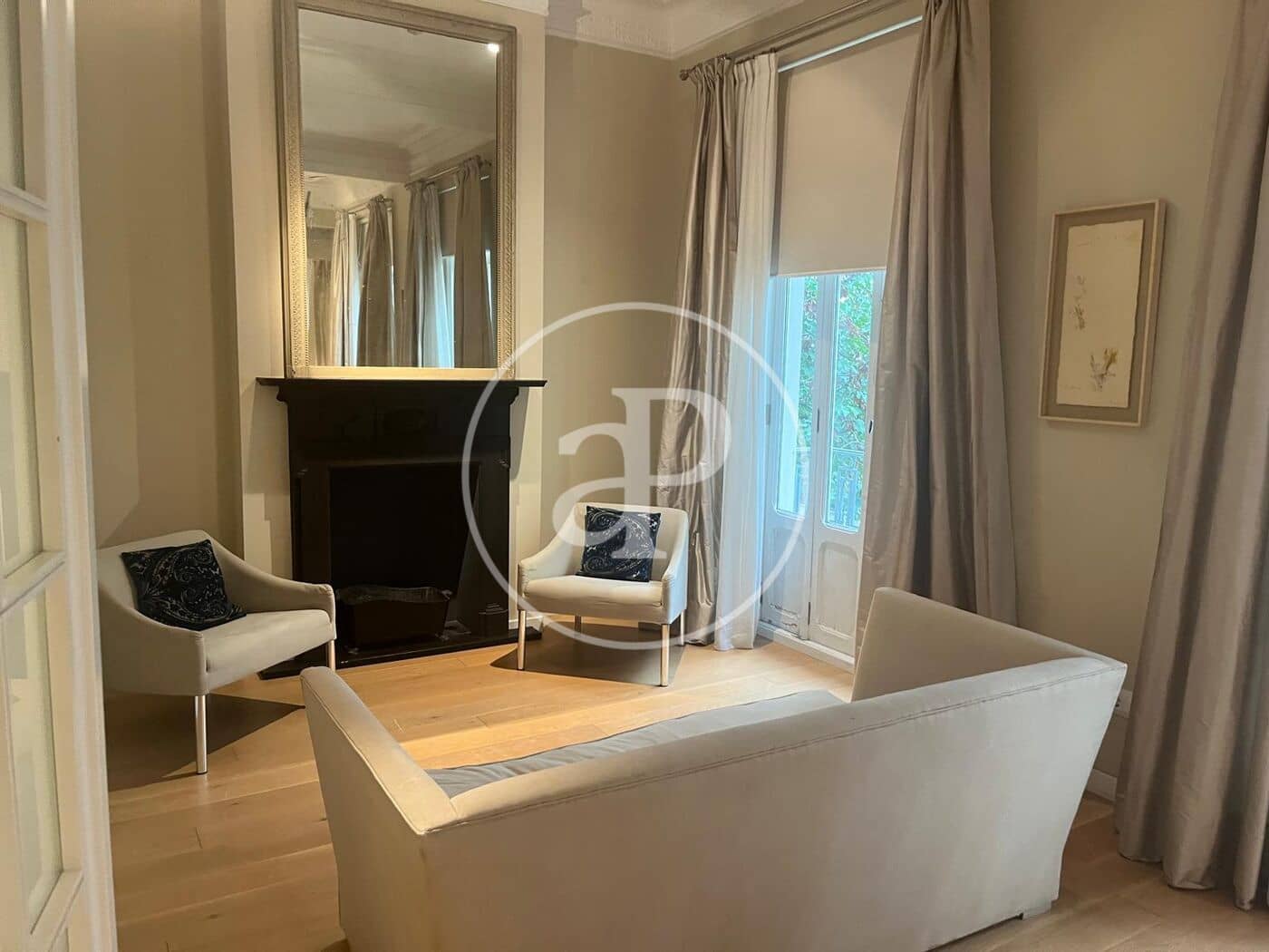 3 bedroom Apartment for rent in Valencia city - € 2,500 (Ref: 9220263)
