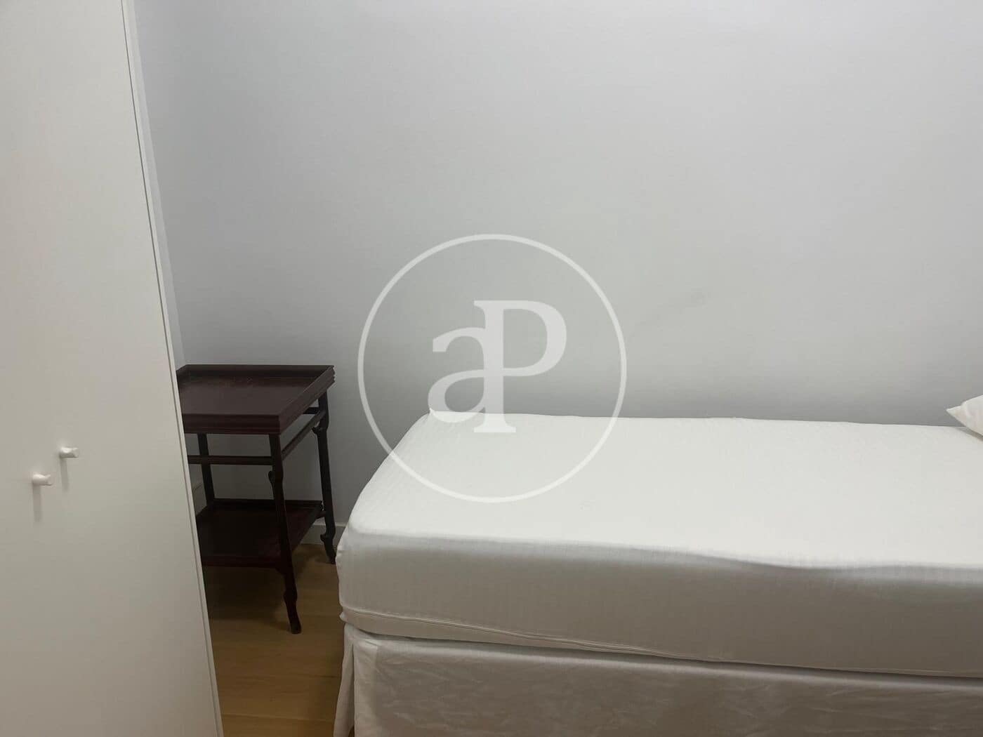 3 bedroom Apartment for rent in Valencia city - € 2,500 (Ref: 9220263)