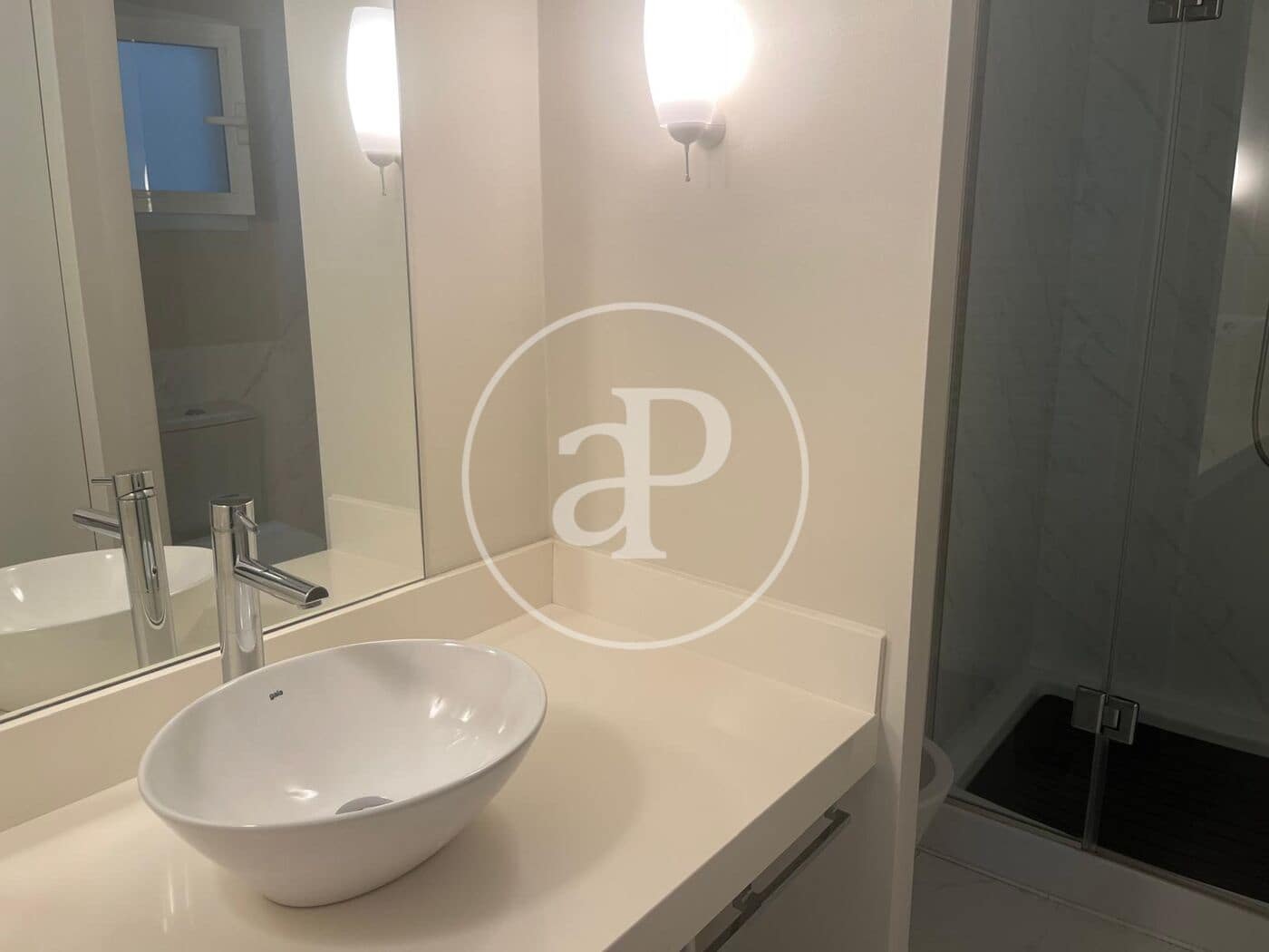 3 bedroom Apartment for rent in Valencia city - € 2,500 (Ref: 9220263)