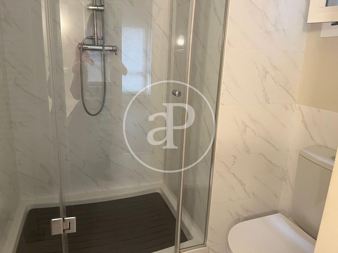 3 bedroom Apartment for rent in Valencia city - € 2,500 (Ref: 9220263)
