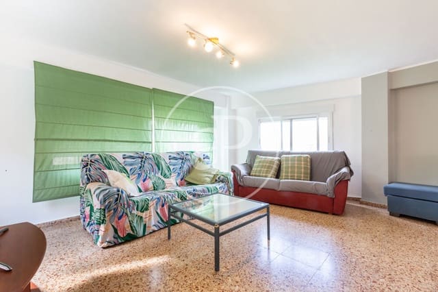 Chalet de 4 habitaciones en Moncada en venta con piscina garaje - 380.000 € (Ref: 9227067)