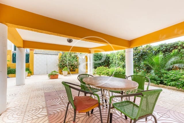 Chalet de 4 habitaciones en Moncada en venta con piscina garaje - 380.000 € (Ref: 9227067)