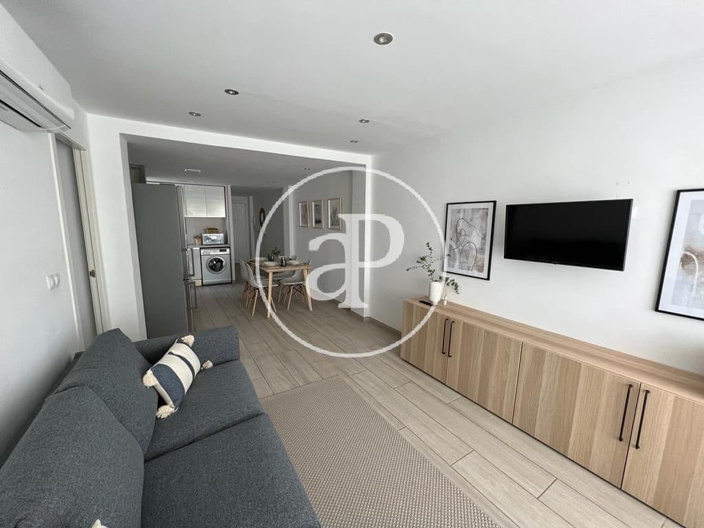 2 soveværelse Lejlighed til leje i Valencia by - € 1.350 (Ref: 9228874)