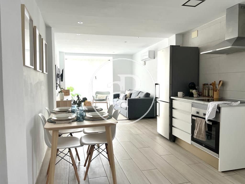 2 soveværelse Lejlighed til leje i Valencia by - € 1.350 (Ref: 9228874)