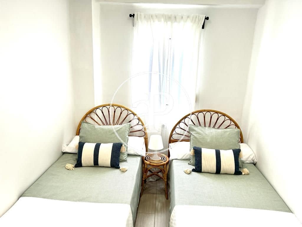 2 soveværelse Lejlighed til leje i Valencia by - € 1.350 (Ref: 9228874)