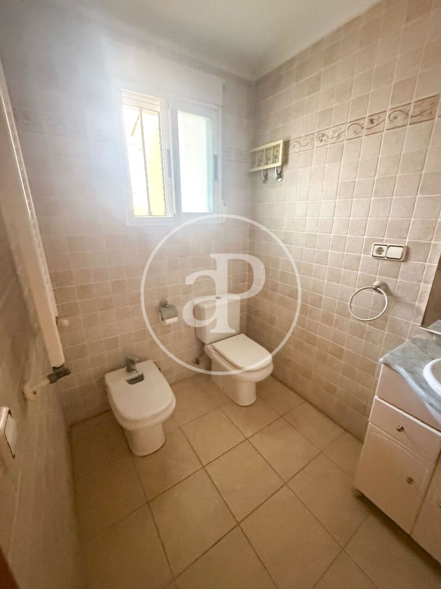 5 makuuhuone Huvila myytävänä paikassa Riba-roja de Turia - 345 000 € (Ref: 9228878)