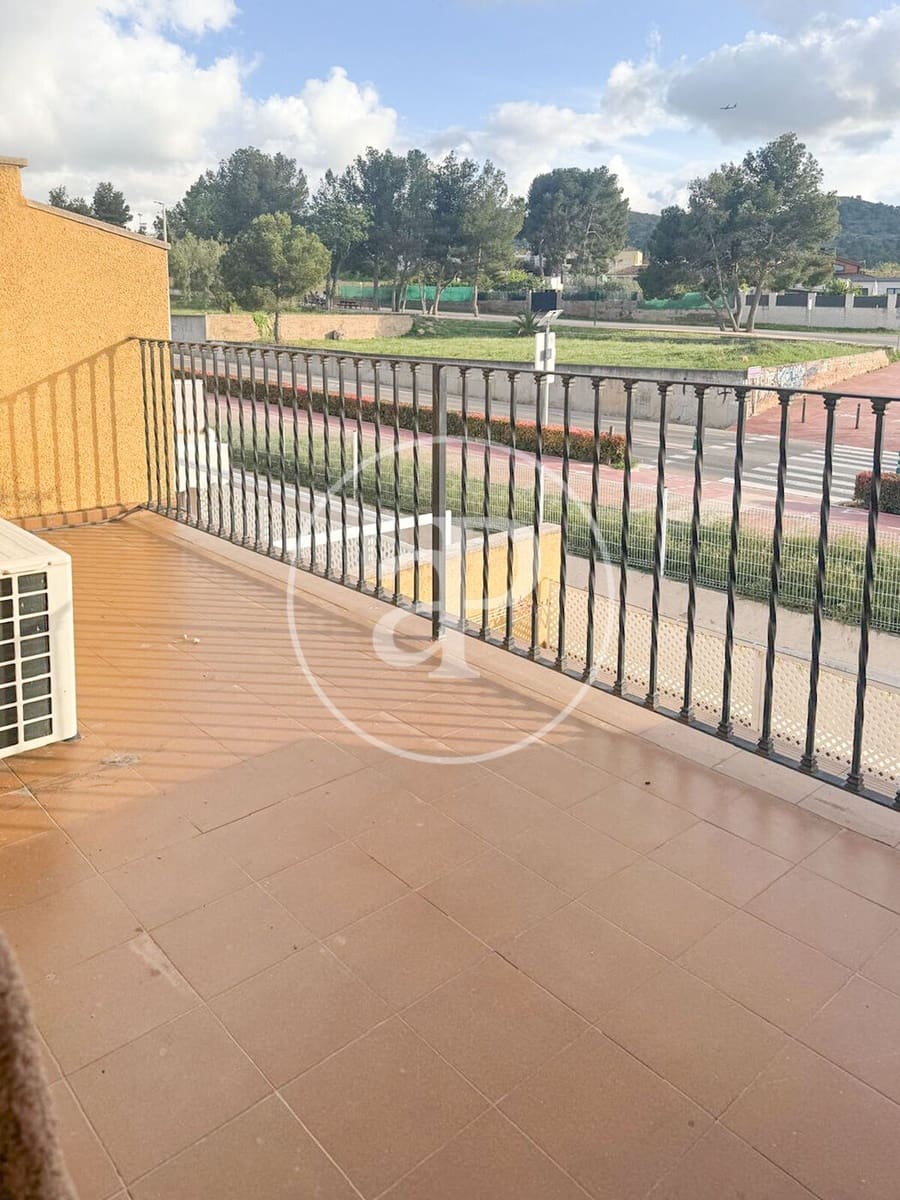 5 makuuhuone Huvila myytävänä paikassa Riba-roja de Turia - 345 000 € (Ref: 9228878)