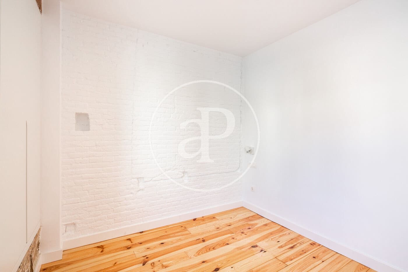 2 sypialnia Penthouse do wynajęcia w Miasto Walencja - 2 300 € (Ref: 9233032)