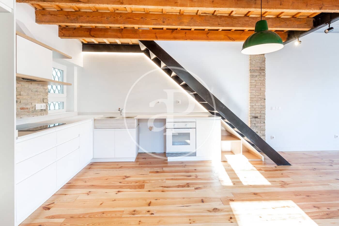 2 sypialnia Penthouse do wynajęcia w Miasto Walencja - 2 300 € (Ref: 9233032)