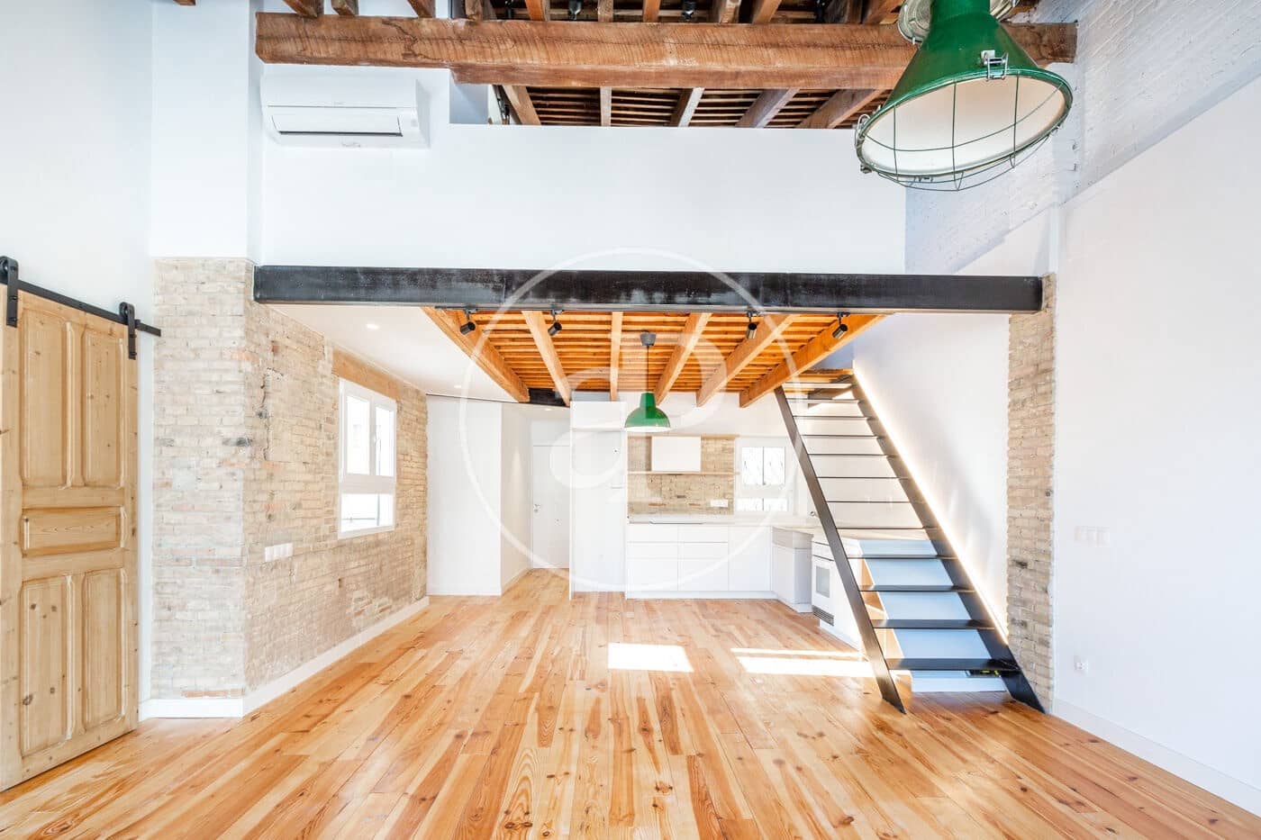 2 sypialnia Penthouse do wynajęcia w Miasto Walencja - 2 300 € (Ref: 9233032)