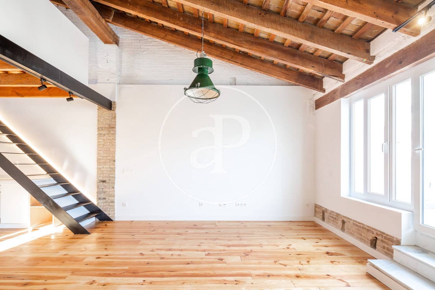 2 sypialnia Penthouse do wynajęcia w Miasto Walencja - 2 300 € (Ref: 9233032)