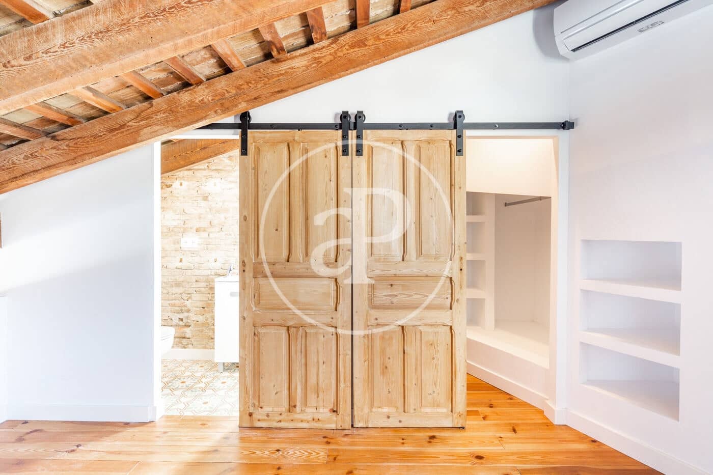 2 sypialnia Penthouse do wynajęcia w Miasto Walencja - 2 300 € (Ref: 9233032)