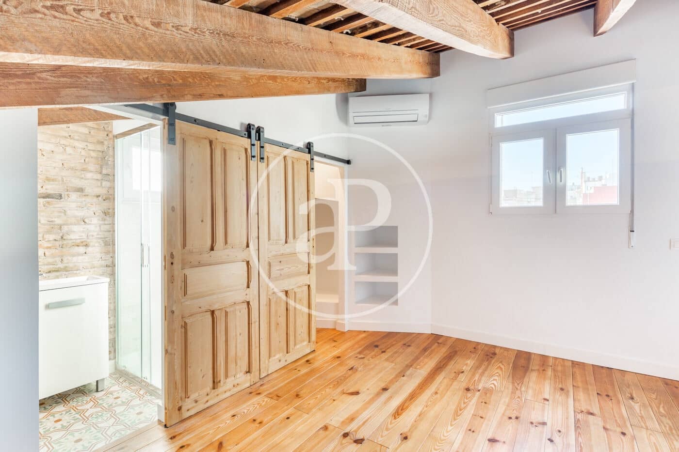 2 sypialnia Penthouse do wynajęcia w Miasto Walencja - 2 300 € (Ref: 9233032)