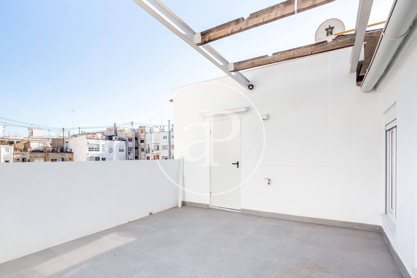 2 sypialnia Penthouse do wynajęcia w Miasto Walencja - 2 300 € (Ref: 9233032)