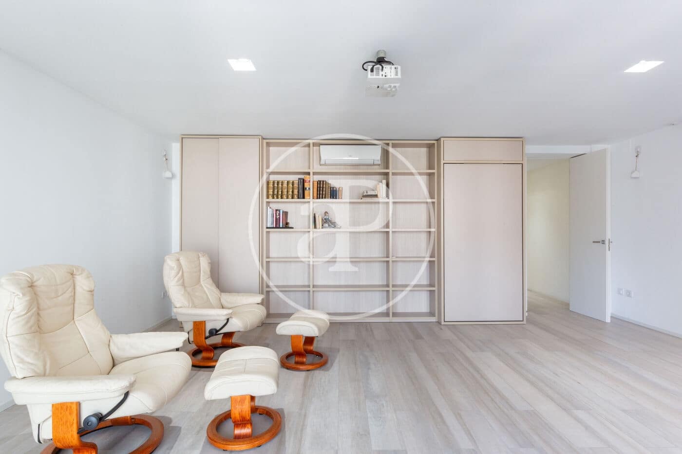 4 soveværelse Penthouse til salg i Valencia by - € 1.700.000 (Ref: 9236925)