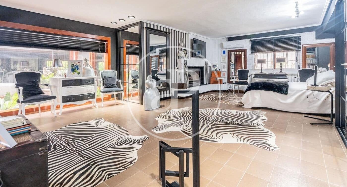 6 soveværelse Lejlighed til salg i La Canada med swimmingpool - € 1.000.000 (Ref: 9236928)