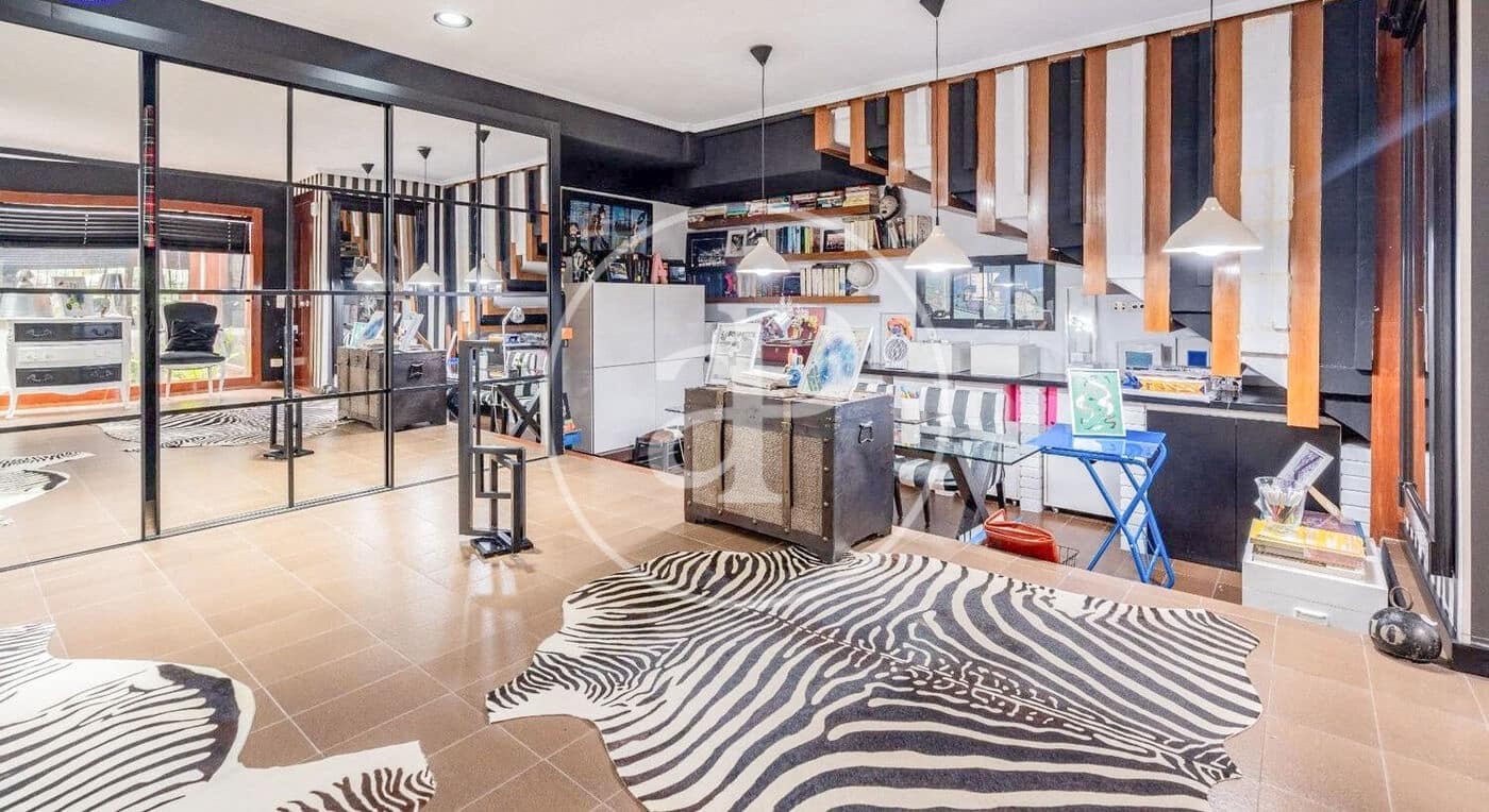 6 soveværelse Lejlighed til salg i La Canada med swimmingpool - € 1.000.000 (Ref: 9236928)