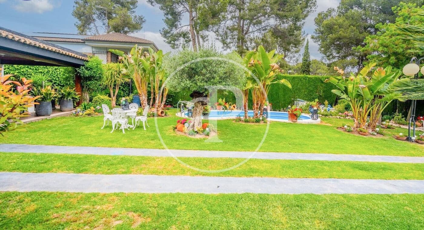 6 soveværelse Lejlighed til salg i La Canada med swimmingpool - € 1.000.000 (Ref: 9236928)