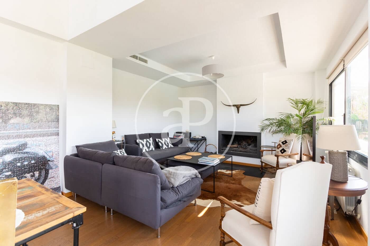 4 soveværelse Villa til leje i Chiva med swimmingpool - € 3.500 (Ref: 9237948)