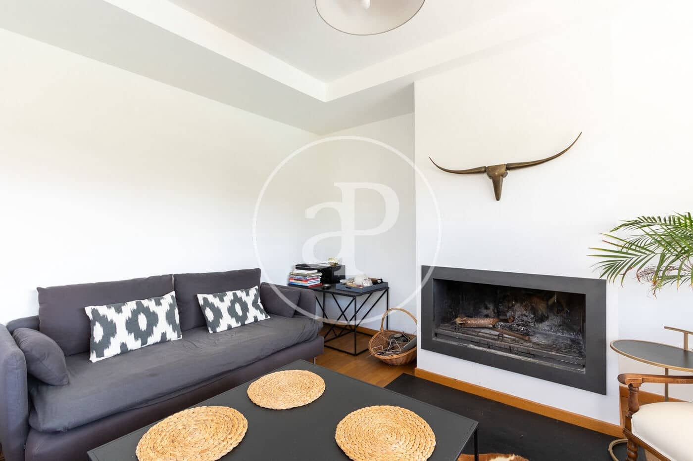 4 soveværelse Villa til leje i Chiva med swimmingpool - € 3.500 (Ref: 9237948)