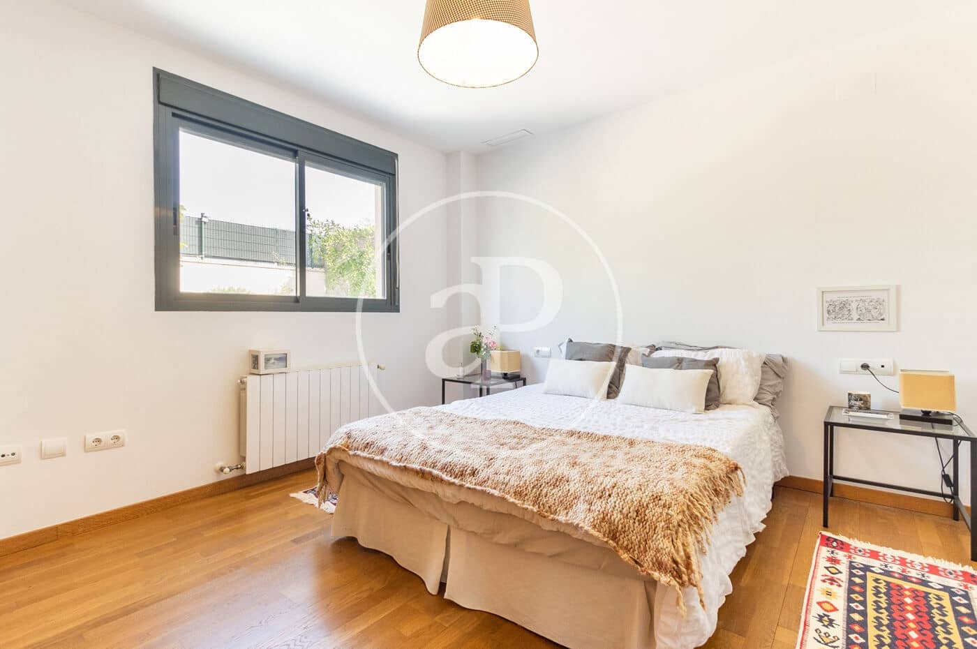 4 soveværelse Villa til leje i Chiva med swimmingpool - € 3.500 (Ref: 9237948)