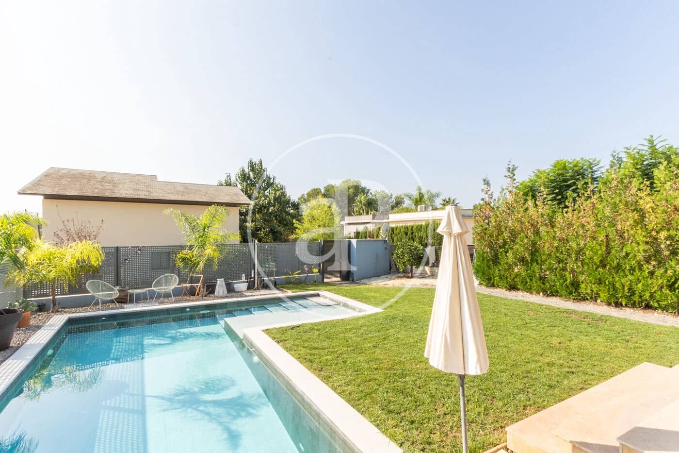 4 soveværelse Villa til leje i Chiva med swimmingpool - € 3.500 (Ref: 9237948)