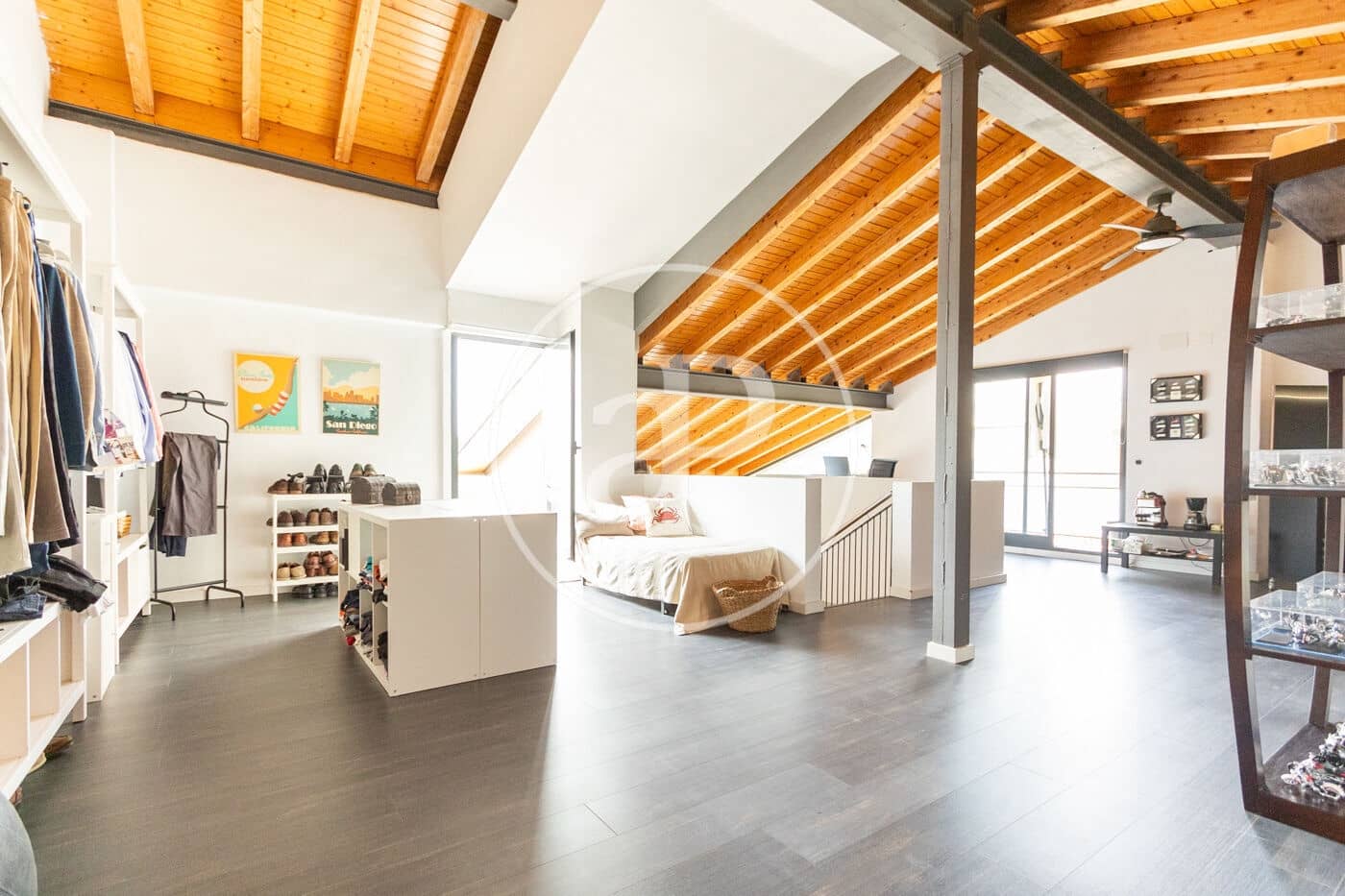 4 soveværelse Villa til leje i Chiva med swimmingpool - € 3.500 (Ref: 9237948)