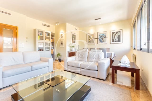 2 bedroom Apartment for sale in Sant Francesc, Valencia city - € 635,000 (Ref: 9240455)