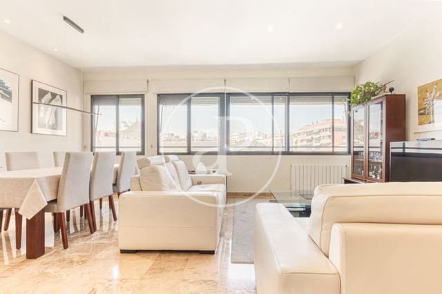 2 bedroom Apartment for sale in Sant Francesc, Valencia city - € 635,000 (Ref: 9240455)