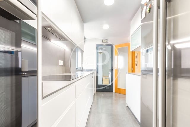 2 bedroom Apartment for sale in Sant Francesc, Valencia city - € 635,000 (Ref: 9240455)