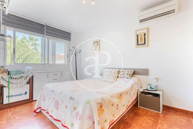 4 soveværelse Villa til salg i Riba-roja de Túria med swimmingpool - € 397.000 (Ref: 9240456)