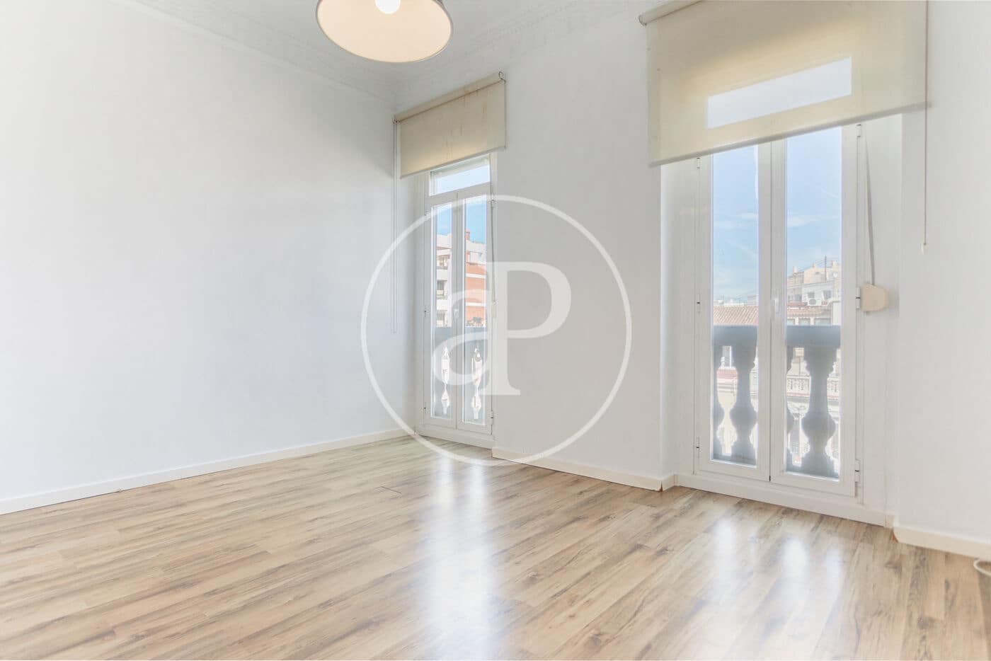 2 soveværelse Lejlighed til leje i Valencia by - € 1.800 (Ref: 9243456)