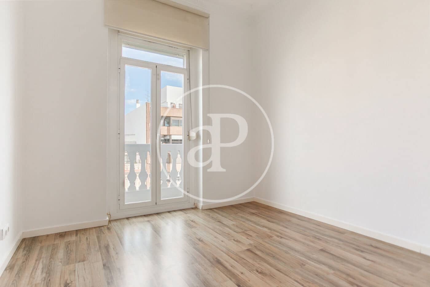 2 soveværelse Lejlighed til leje i Valencia by - € 1.800 (Ref: 9243456)