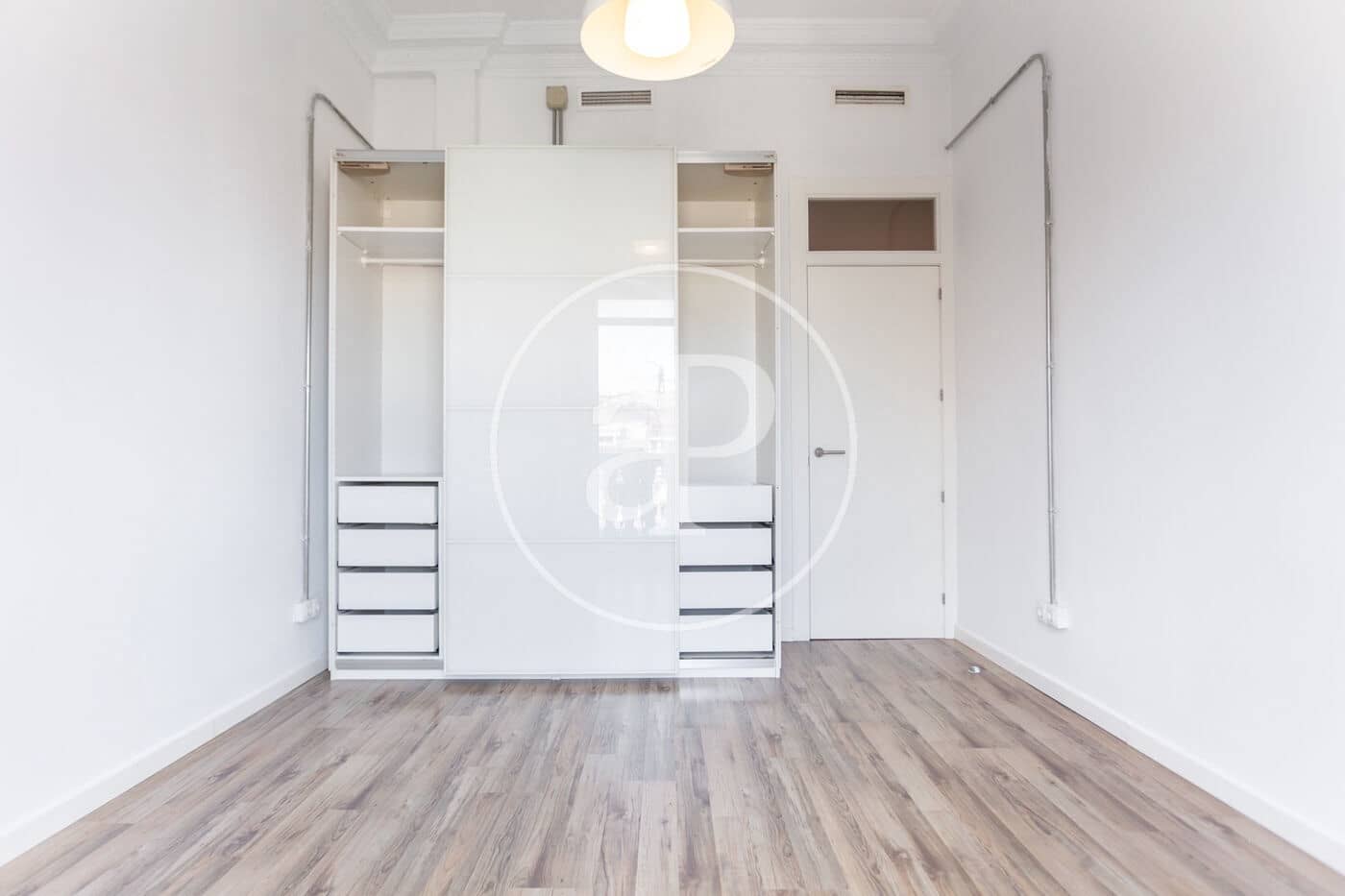 2 soveværelse Lejlighed til leje i Valencia by - € 1.800 (Ref: 9243456)