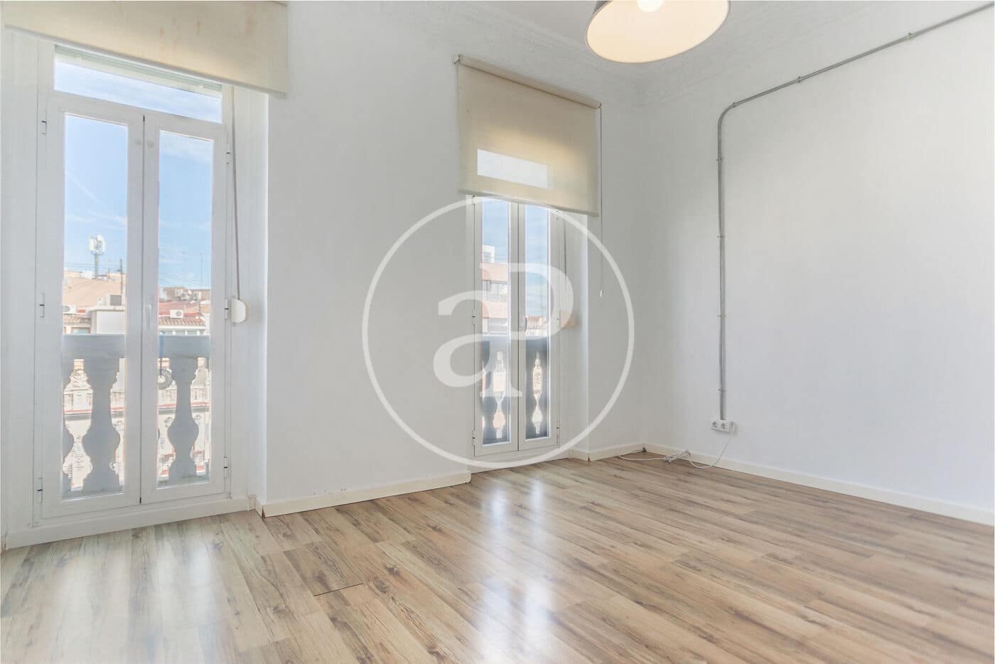 2 soveværelse Lejlighed til leje i Valencia by - € 1.800 (Ref: 9243456)