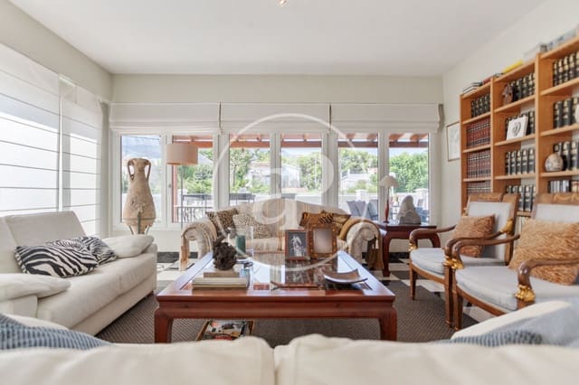 8 quarto Moradia para venda em El Puerto, Dénia com piscina - 1 395 000 € (Ref: 9252501)