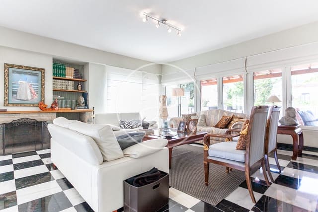 8 quarto Moradia para venda em El Puerto, Dénia com piscina - 1 395 000 € (Ref: 9252501)