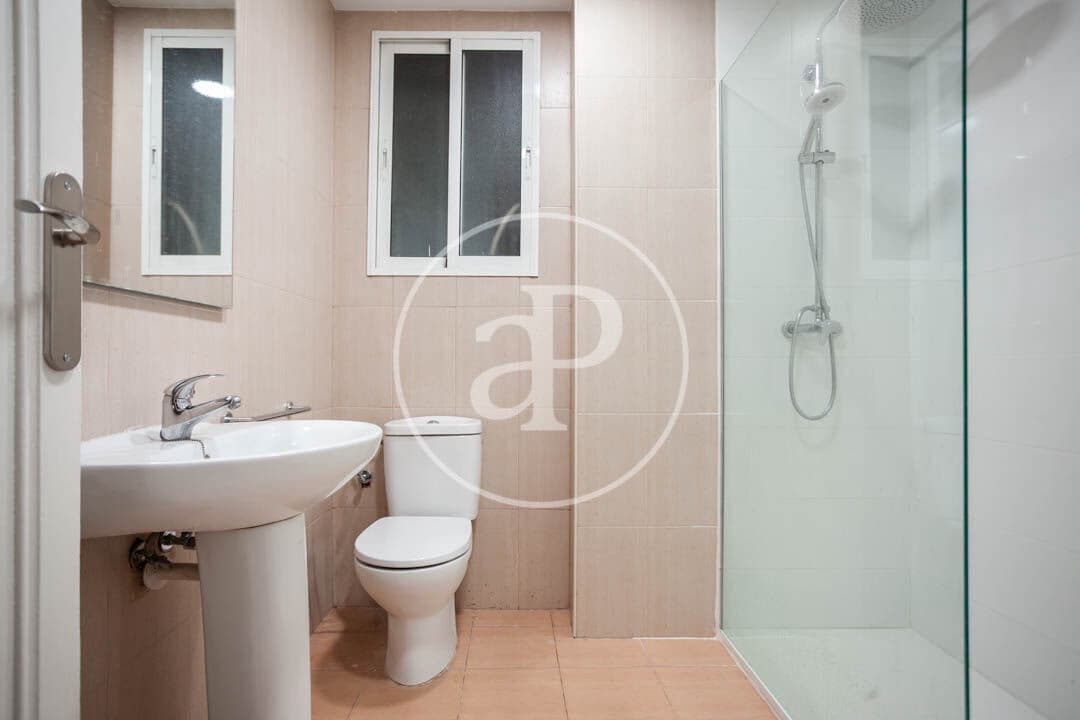 5 soverom Leilighet til leie i Valencia by - € 2 200 (Ref: 9255351)