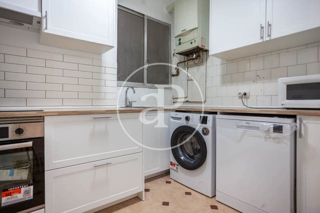 5 soveværelse Lejlighed til leje i La Gran Via, Valencia by - € 2.200 (Ref: 9255351)