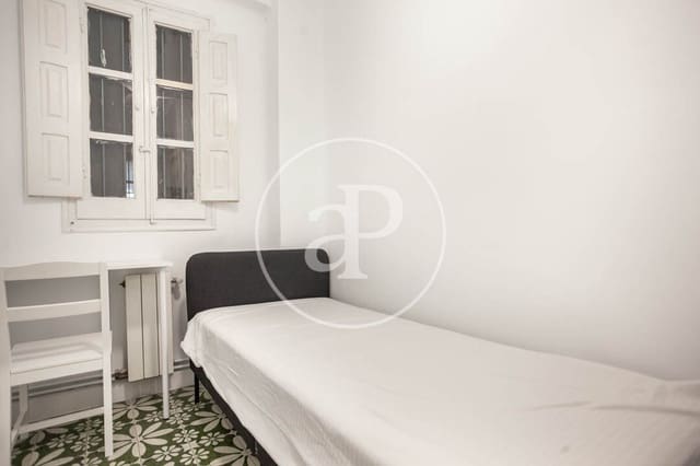 5 soveværelse Lejlighed til leje i La Gran Via, Valencia by - € 2.200 (Ref: 9255351)